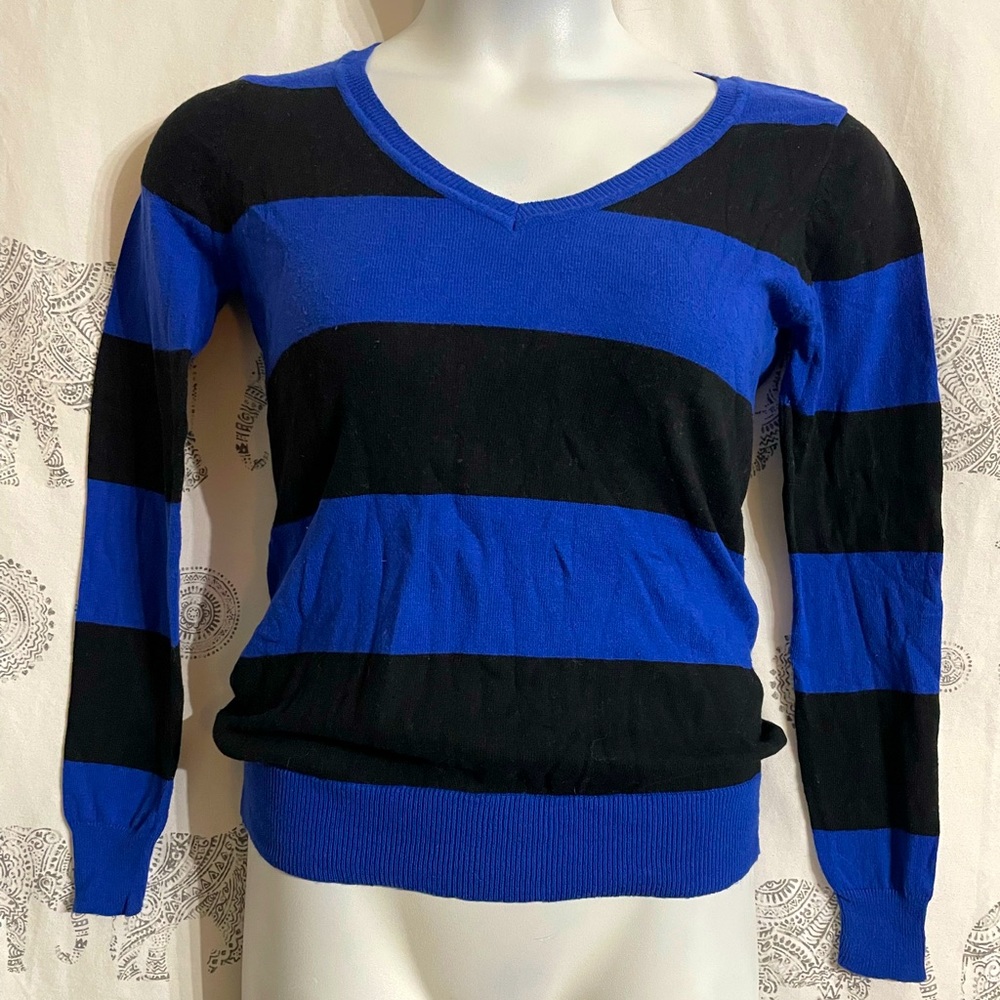 Women’s Small Decoded black & blue chunky stripe V-neck knot sweater EUC
